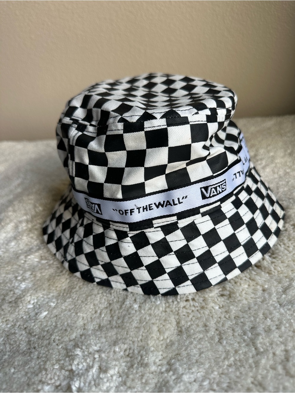 Vans Bucket Hat White Black Checkered Off the Wall